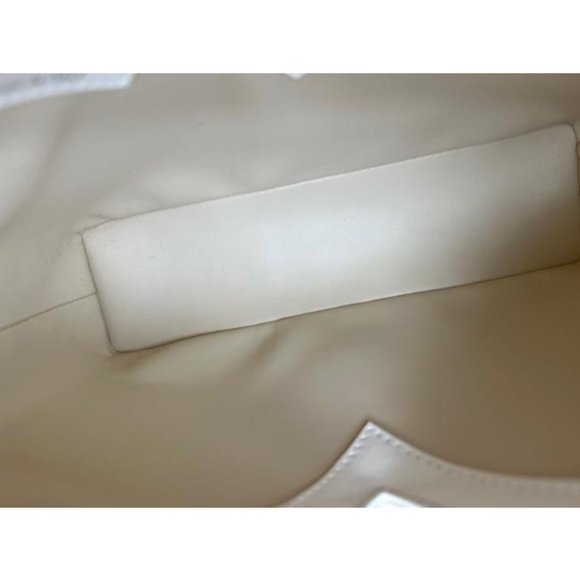 GIVENCHY Cut Out Mini Ivory White Box Calfskin Leather Shoulder Bag - Picture 9 of 12
